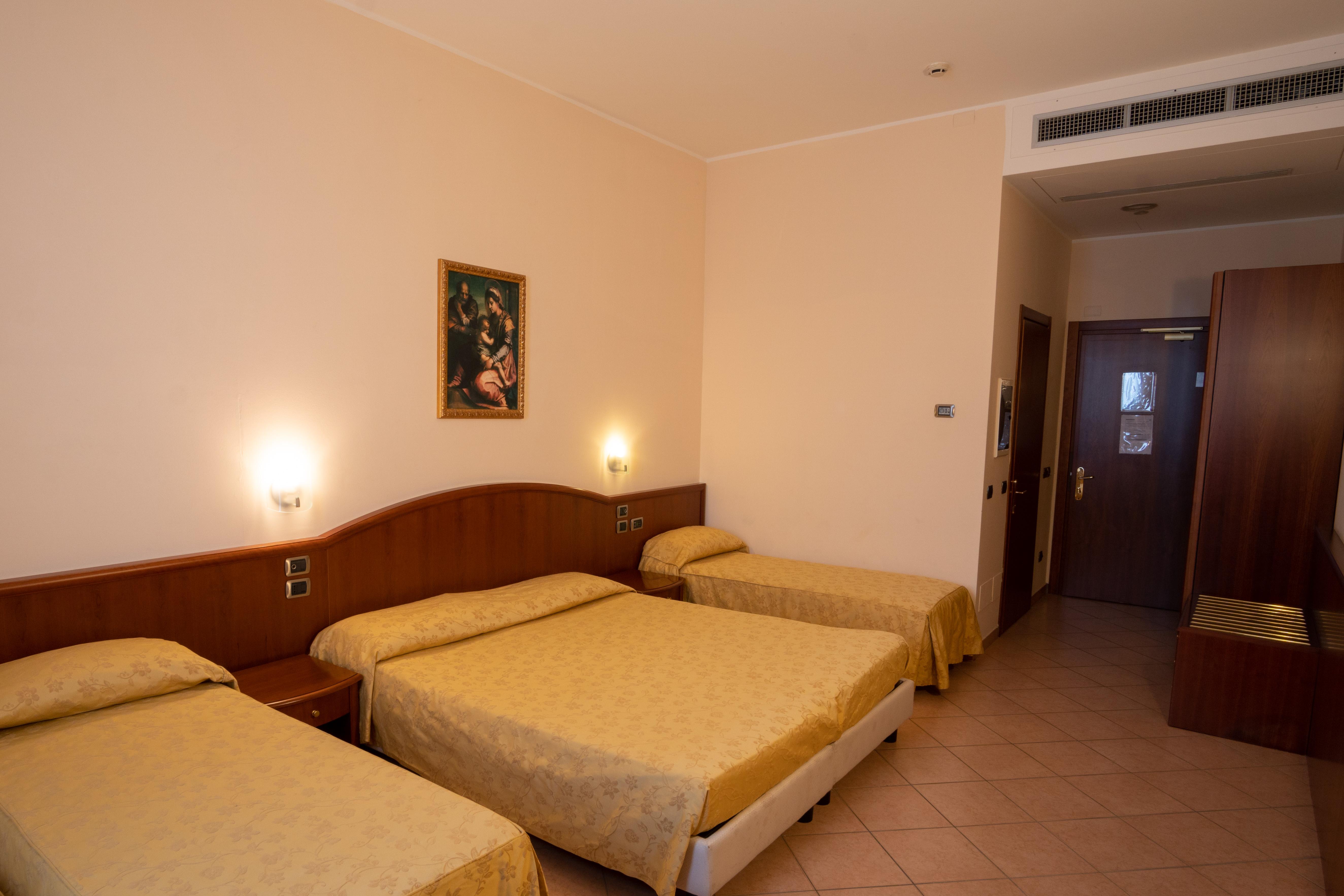 Garda Family House Hotel Castelletto Di Brenzone Eksteriør billede