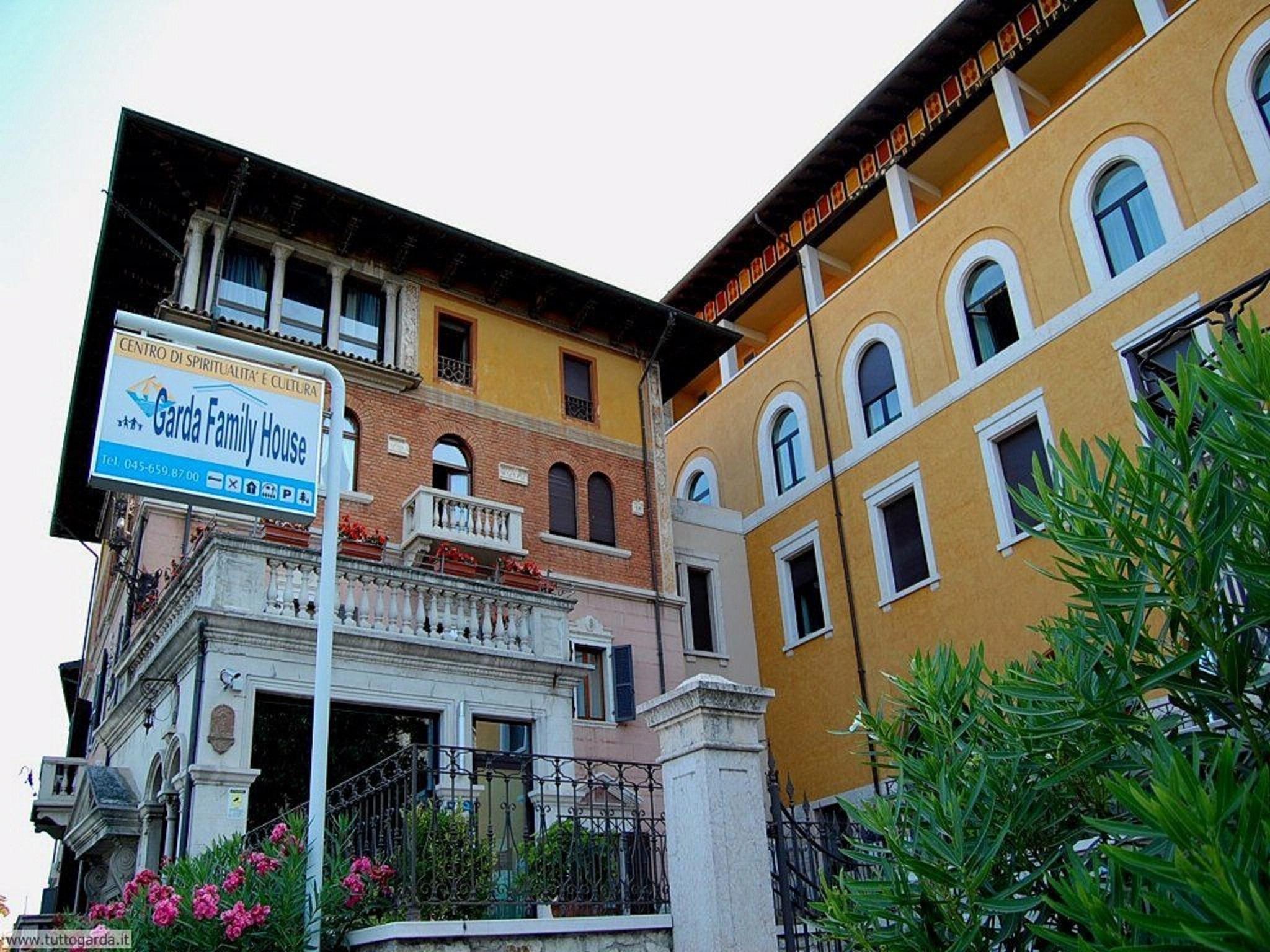 Garda Family House Hotel Castelletto Di Brenzone Eksteriør billede